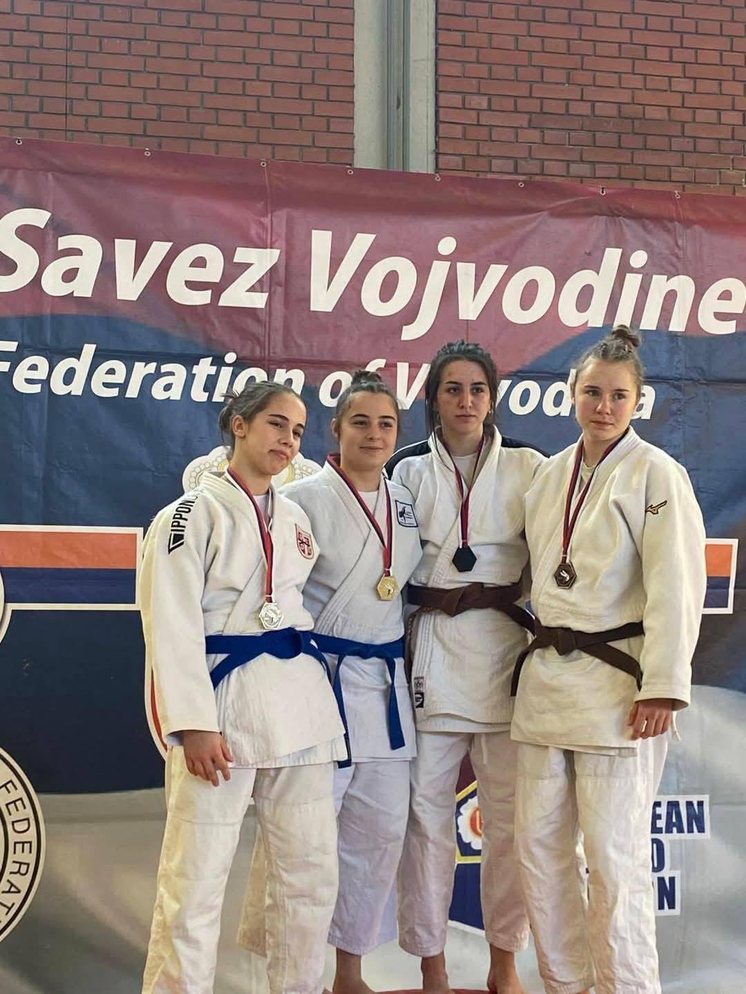 Tri medalje za džudiste Sirmiuma